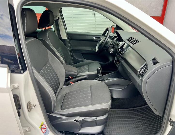 Škoda Fabia 18