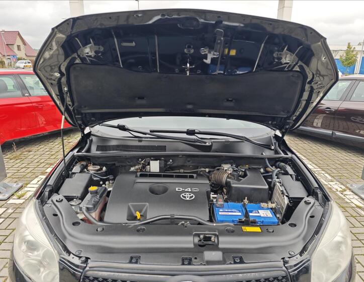 Toyota RAV4 18
