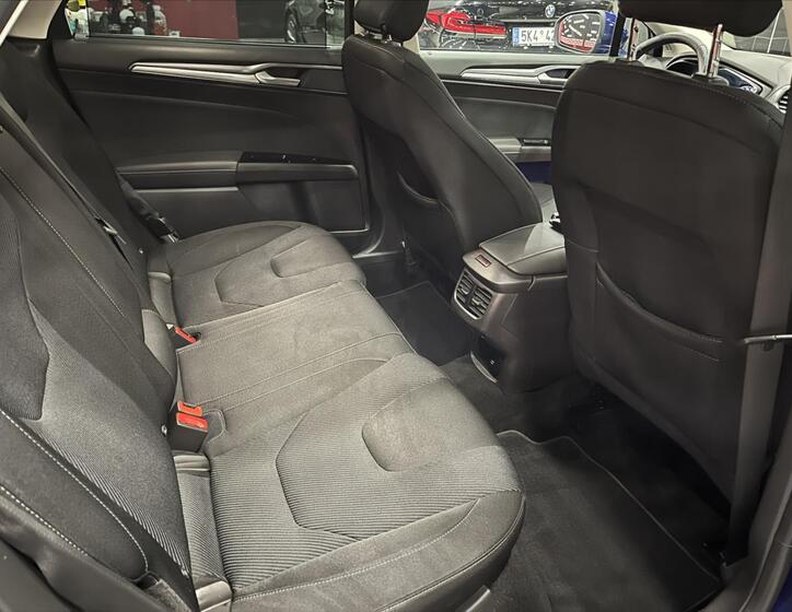 Ford Mondeo 12