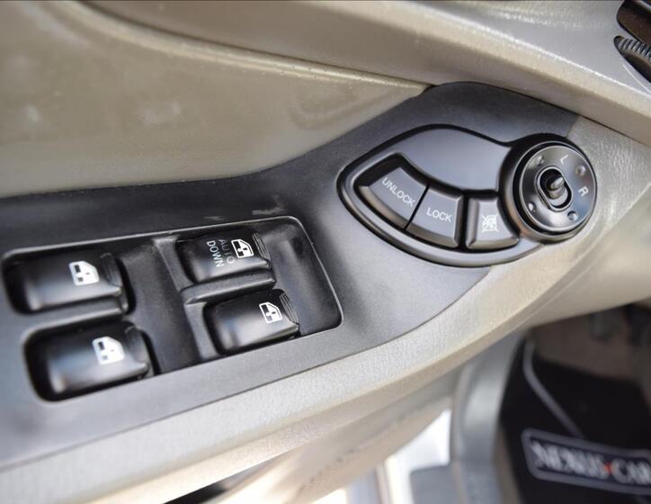 Hyundai Santa Fe 29