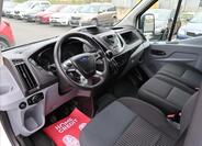 Ford Transit 9