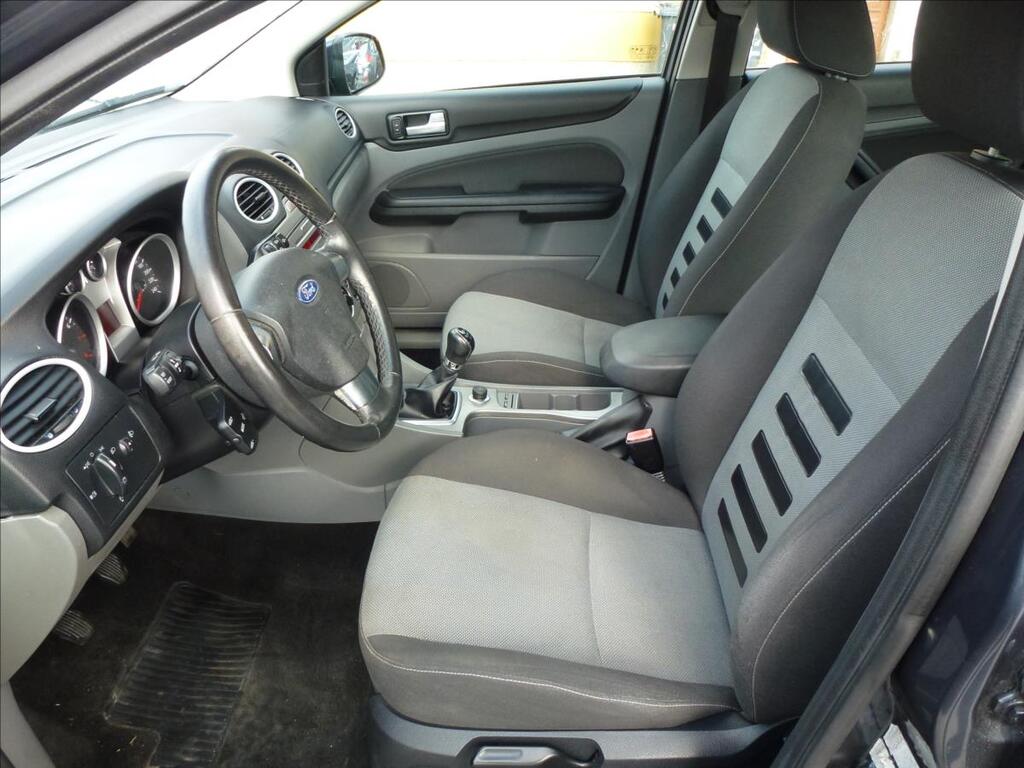 Ford Focus 12