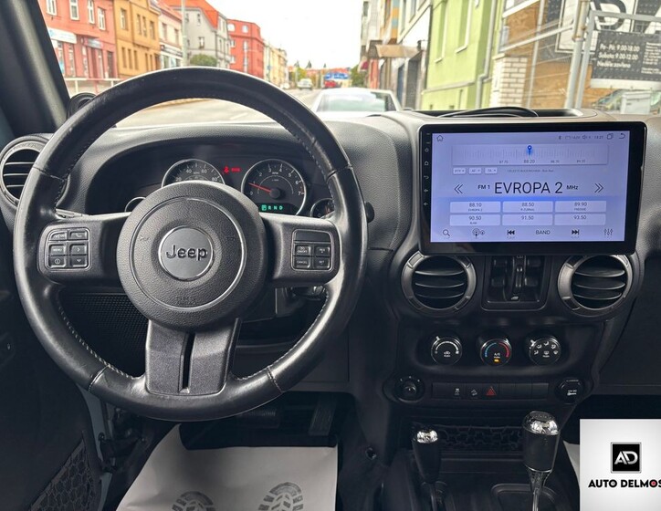 Jeep Wrangler 30