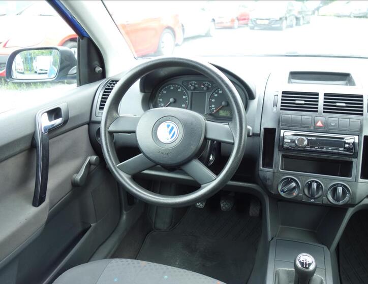 Volkswagen Polo 16