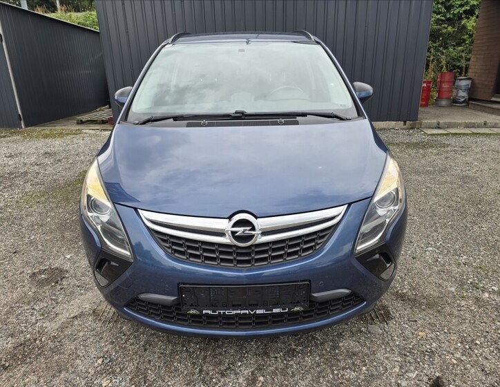 Opel Zafira 2