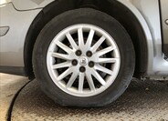 Renault Laguna 25