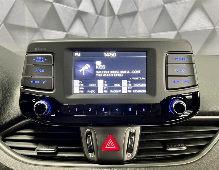 Hyundai i30 14