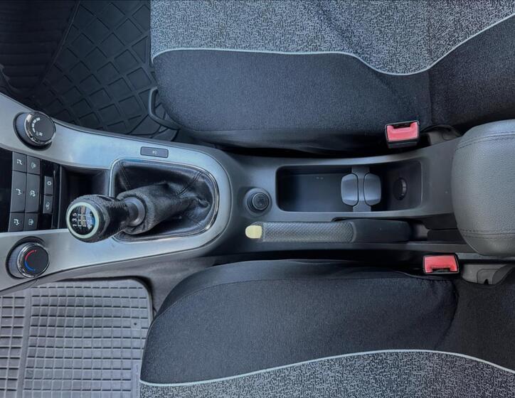 Chevrolet Cruze 29