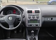 Volkswagen Touran 9