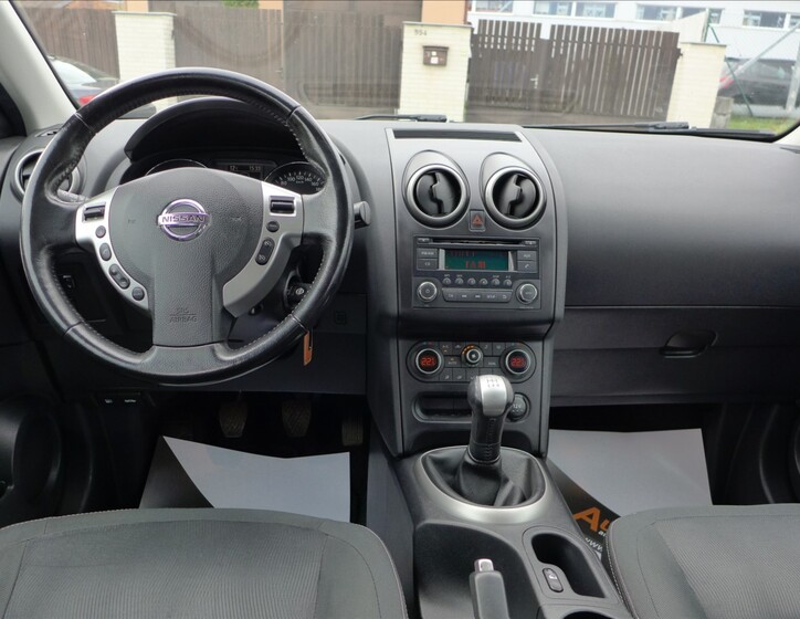 Nissan Qashqai 24