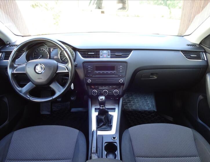 Škoda Octavia 32