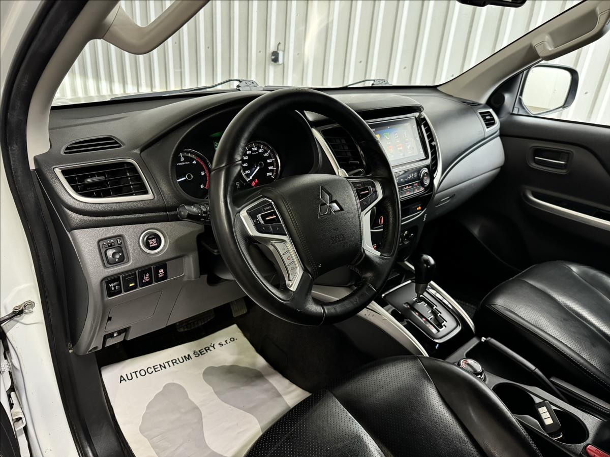 Mitsubishi L200