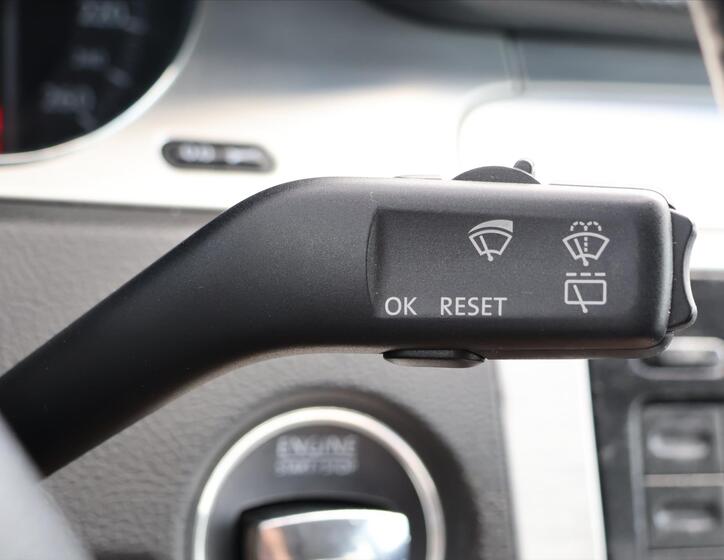Volkswagen Passat 24