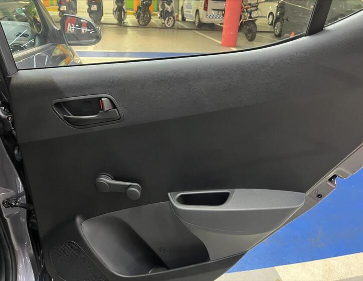Hyundai i10 20