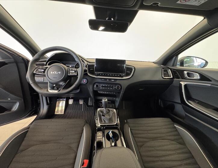 KIA Ceed 9