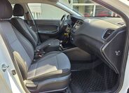 Hyundai i20 20