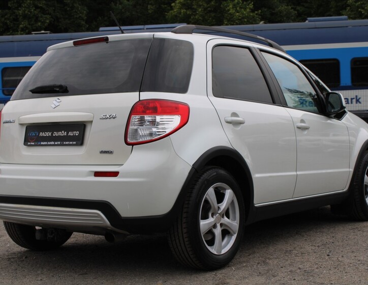 Suzuki SX4 5