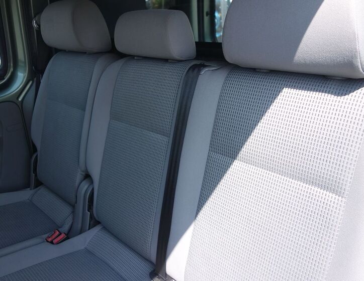 Volkswagen Caddy 19