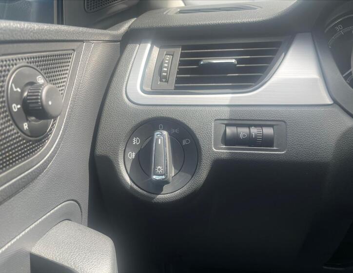 Škoda Rapid 13