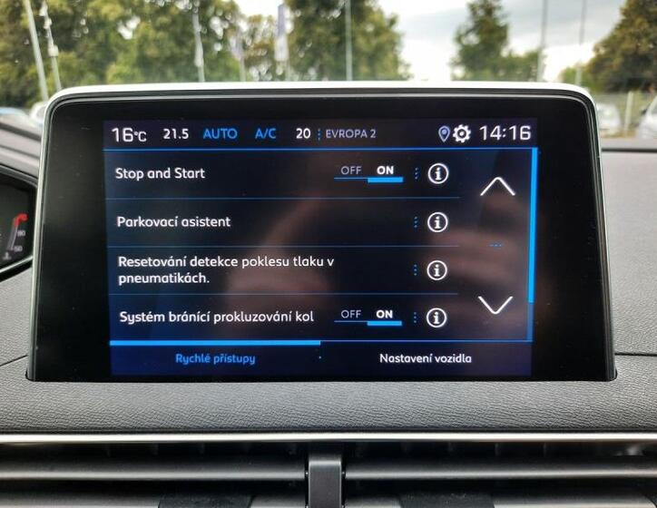 Peugeot 5008 23