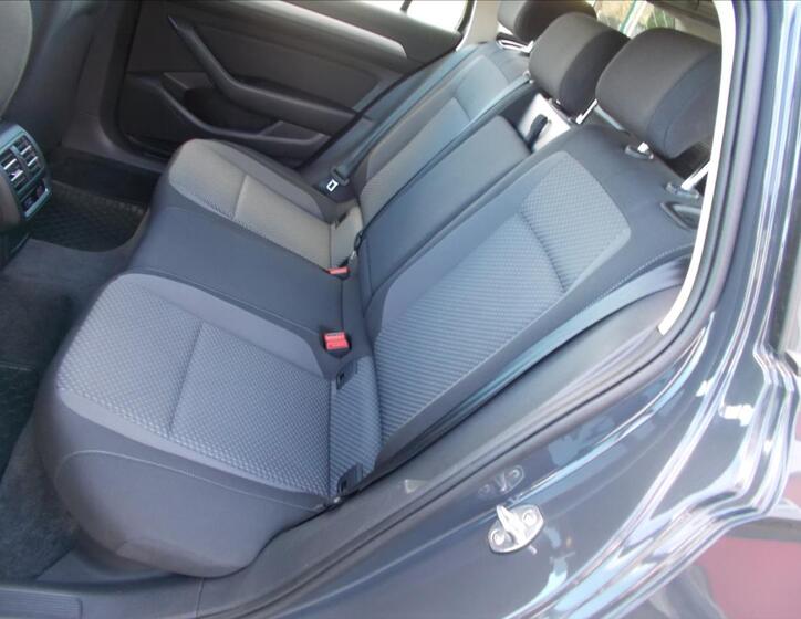 Volkswagen Passat 15