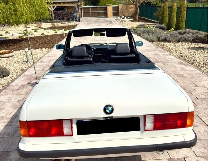 BMW Řada 3 9