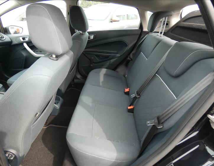 Ford Fiesta 9