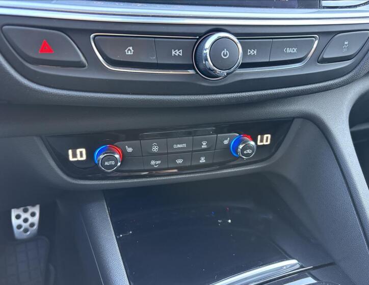 Opel Insignia 37