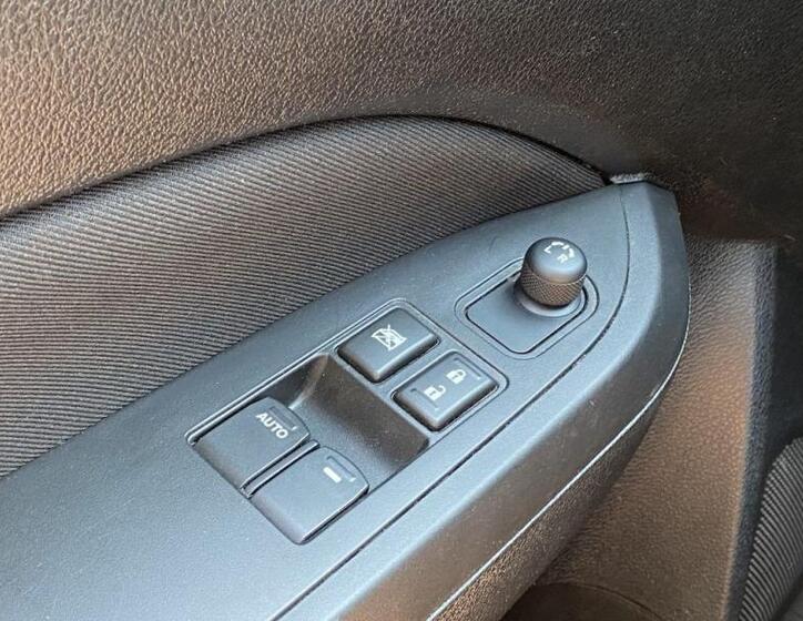 Suzuki Vitara 24