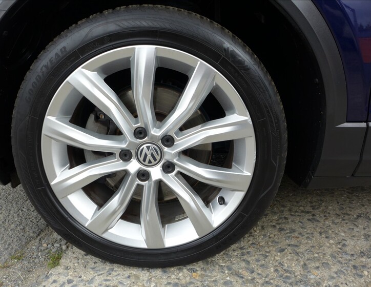 Volkswagen T-Roc 10