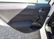 Peugeot 208 36