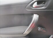 Peugeot 2008 9