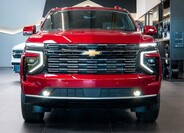 Chevrolet Suburban 13