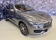 Maserati Levante 4