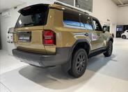 Toyota Land Cruiser 5