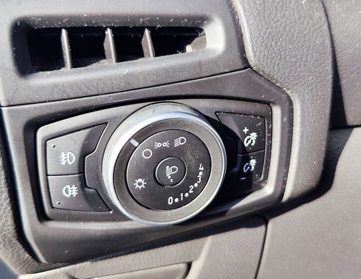 Ford Focus 24