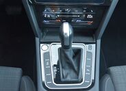 Volkswagen Passat 40