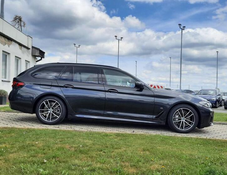 BMW Řada 5 9