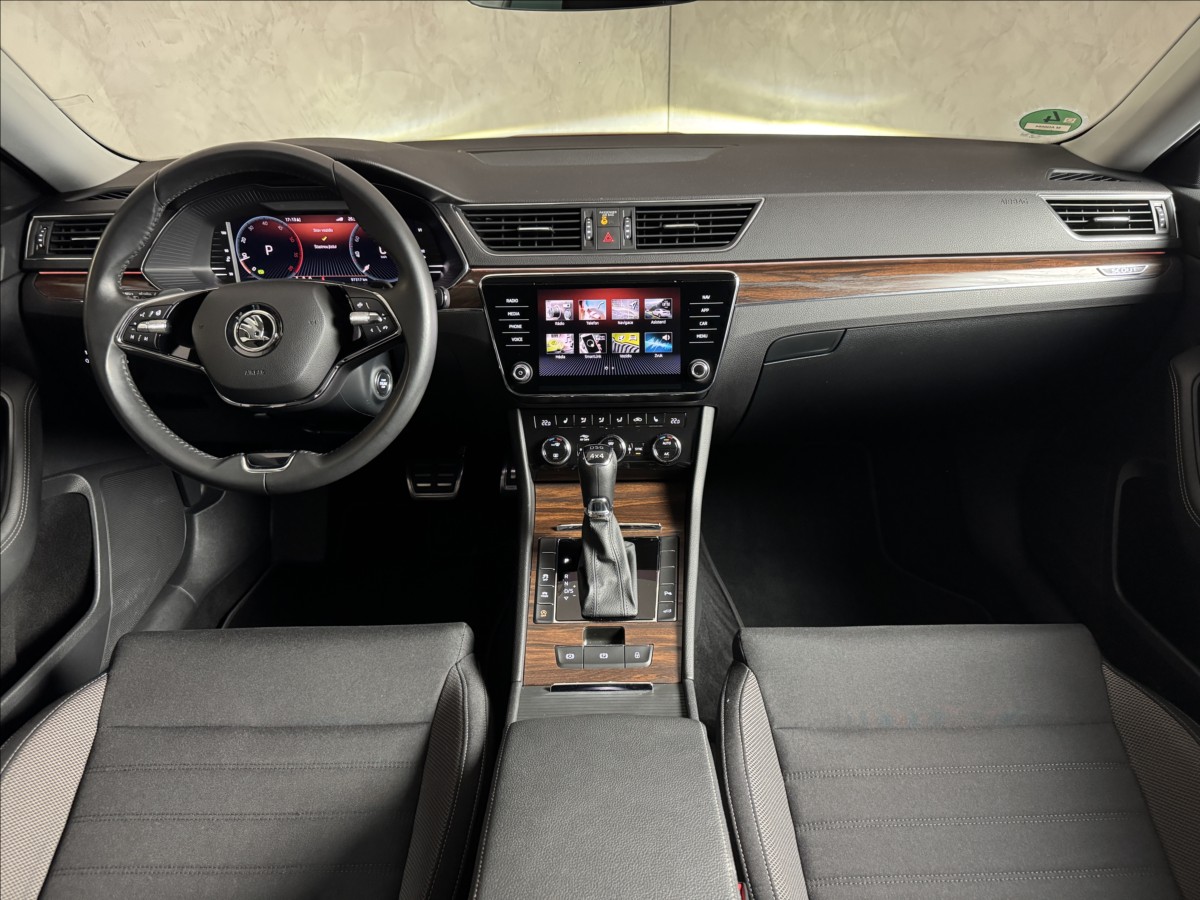 Škoda Superb