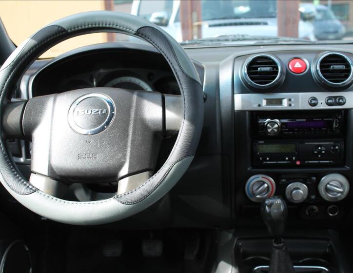 Isuzu D-Max 10