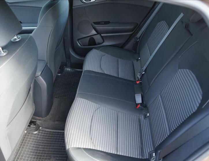 KIA Ceed 10