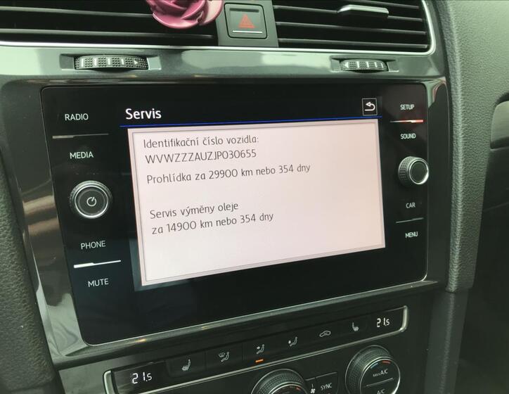 Volkswagen Golf 11