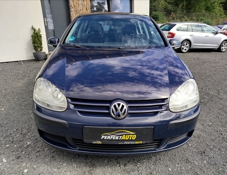Volkswagen Golf 10