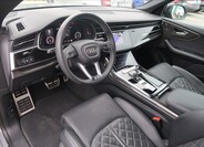 Audi Q8 11