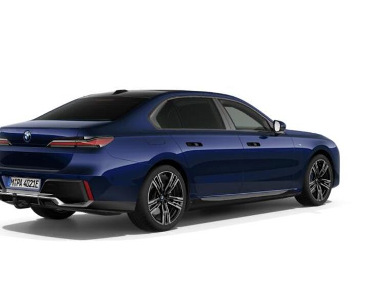 BMW i7 2