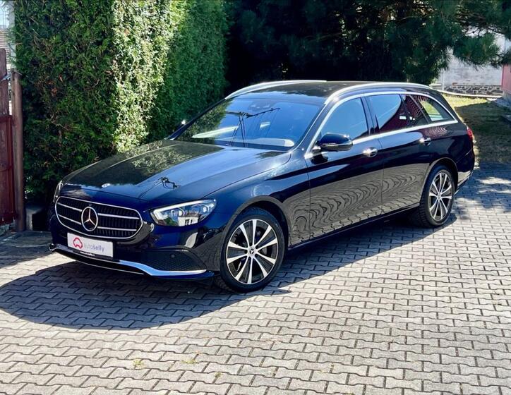 Mercedes-Benz Třídy E 1