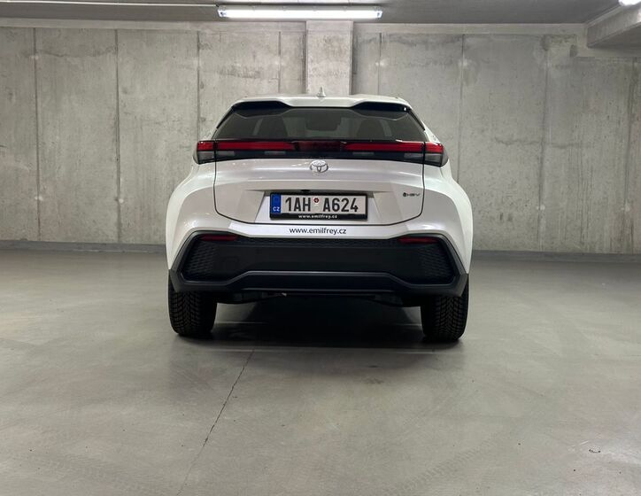 Toyota C-HR 6