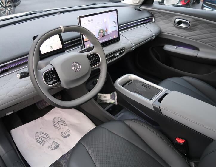 Dongfeng Box 9