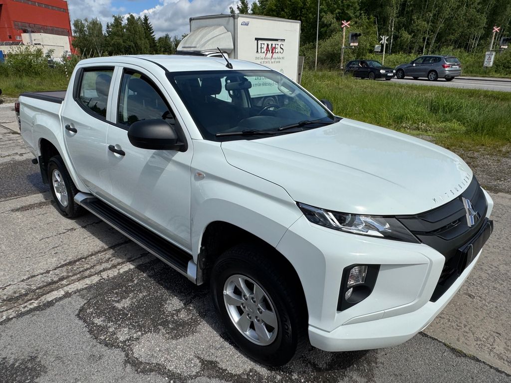 Mitsubishi L200