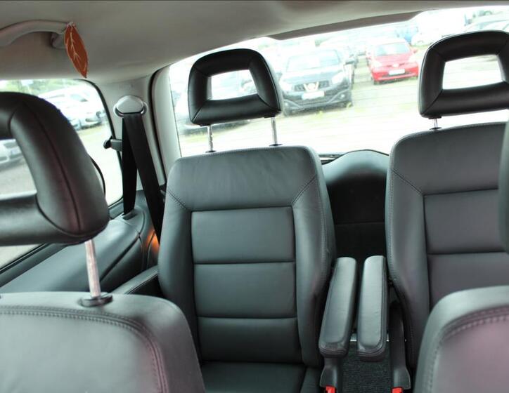Volkswagen Sharan 12